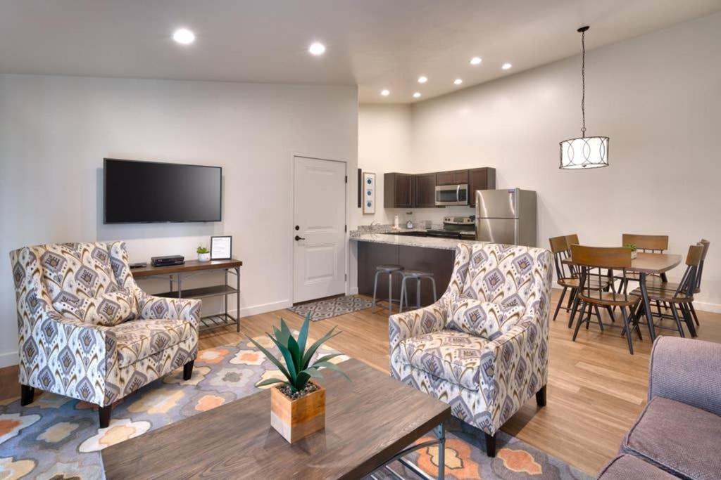 6L Top Floor Redcliff Condo, Pool & Hot Tub Moab Eksteriør billede